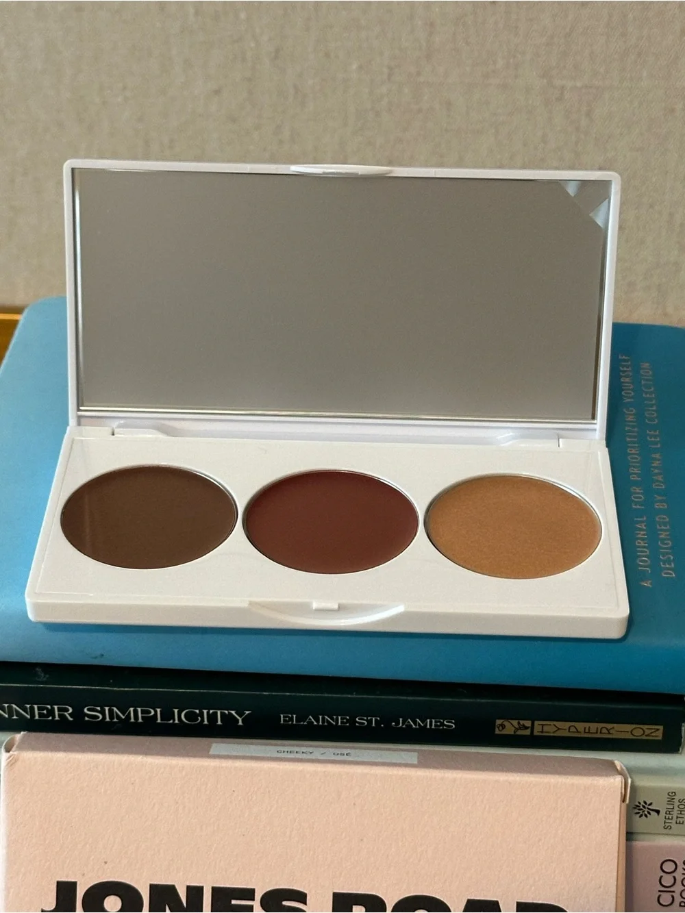 Jones Road Miracle Balm Palette - limited edition Trio